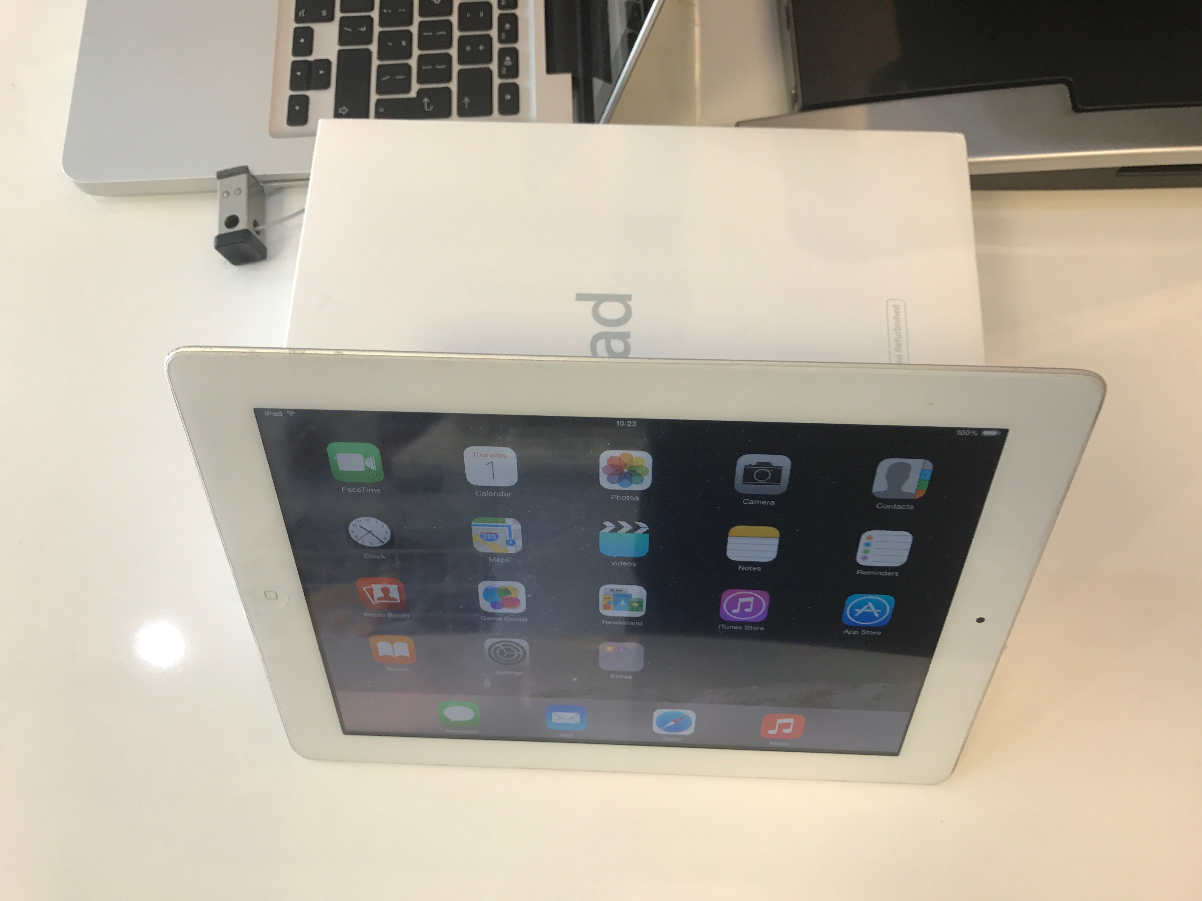 Apple iPad 2 16GB - Refurbished