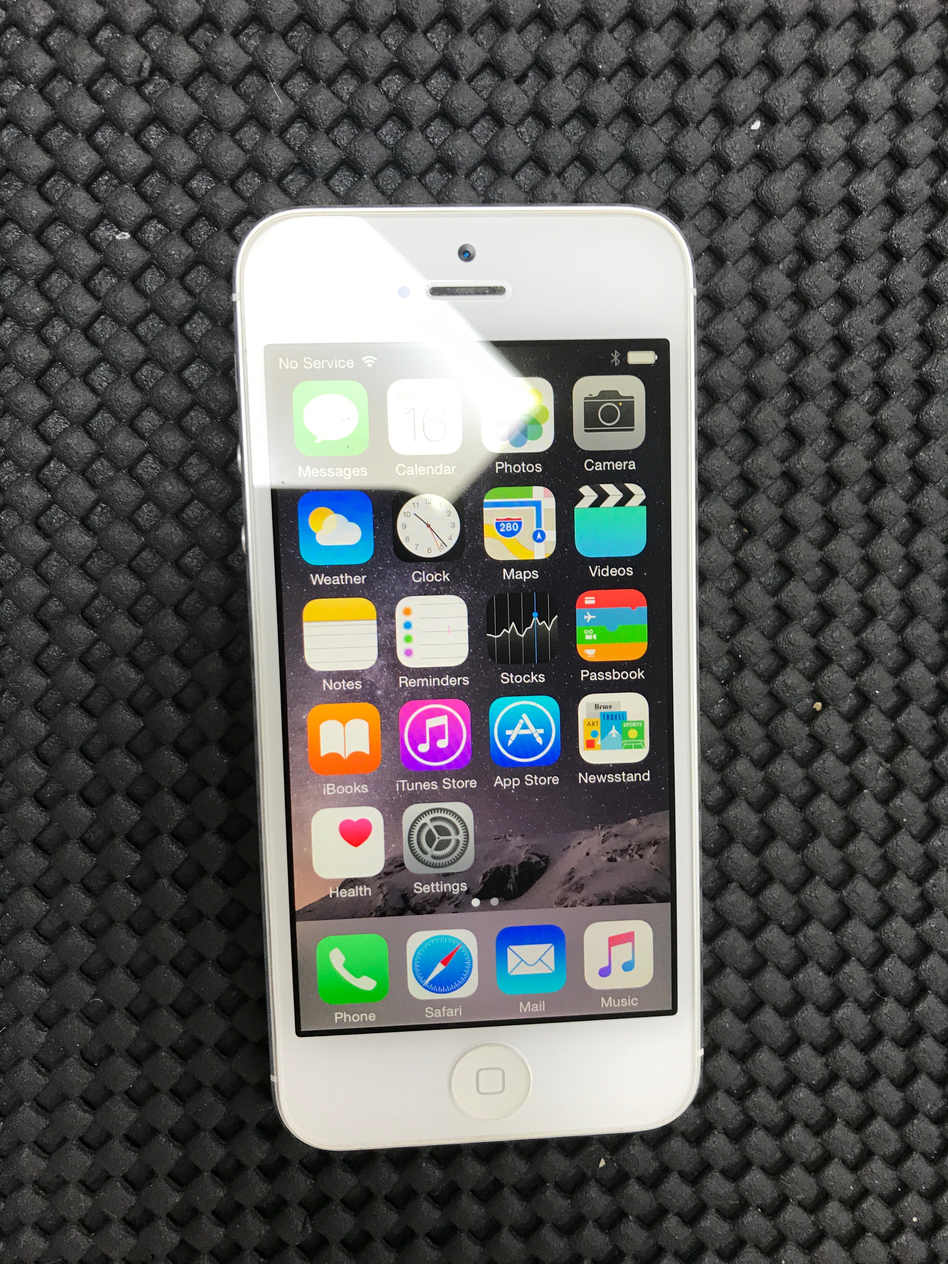 iPhone 5 16GB Unlocked