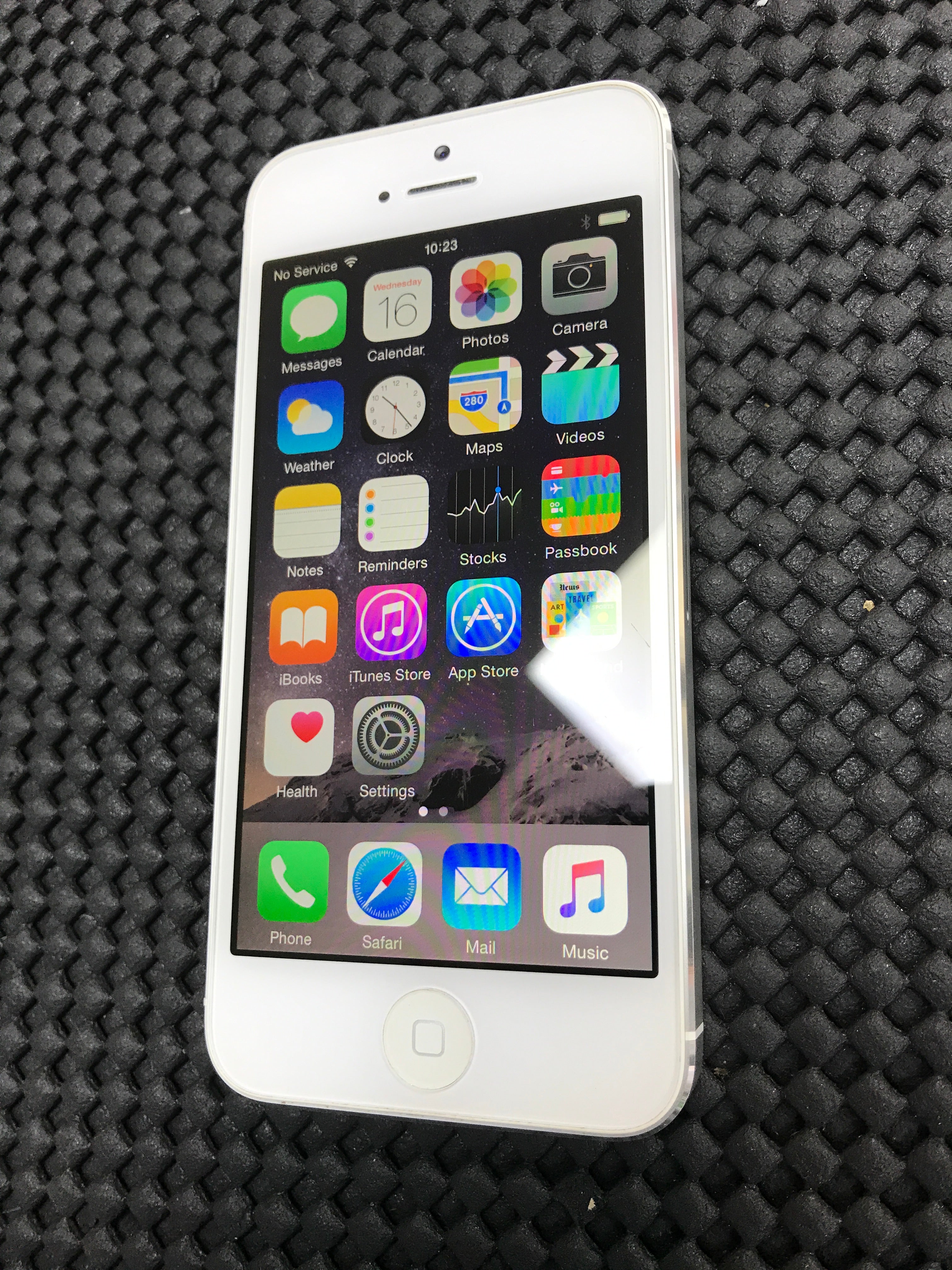 iPhone 5 16GB Unlocked