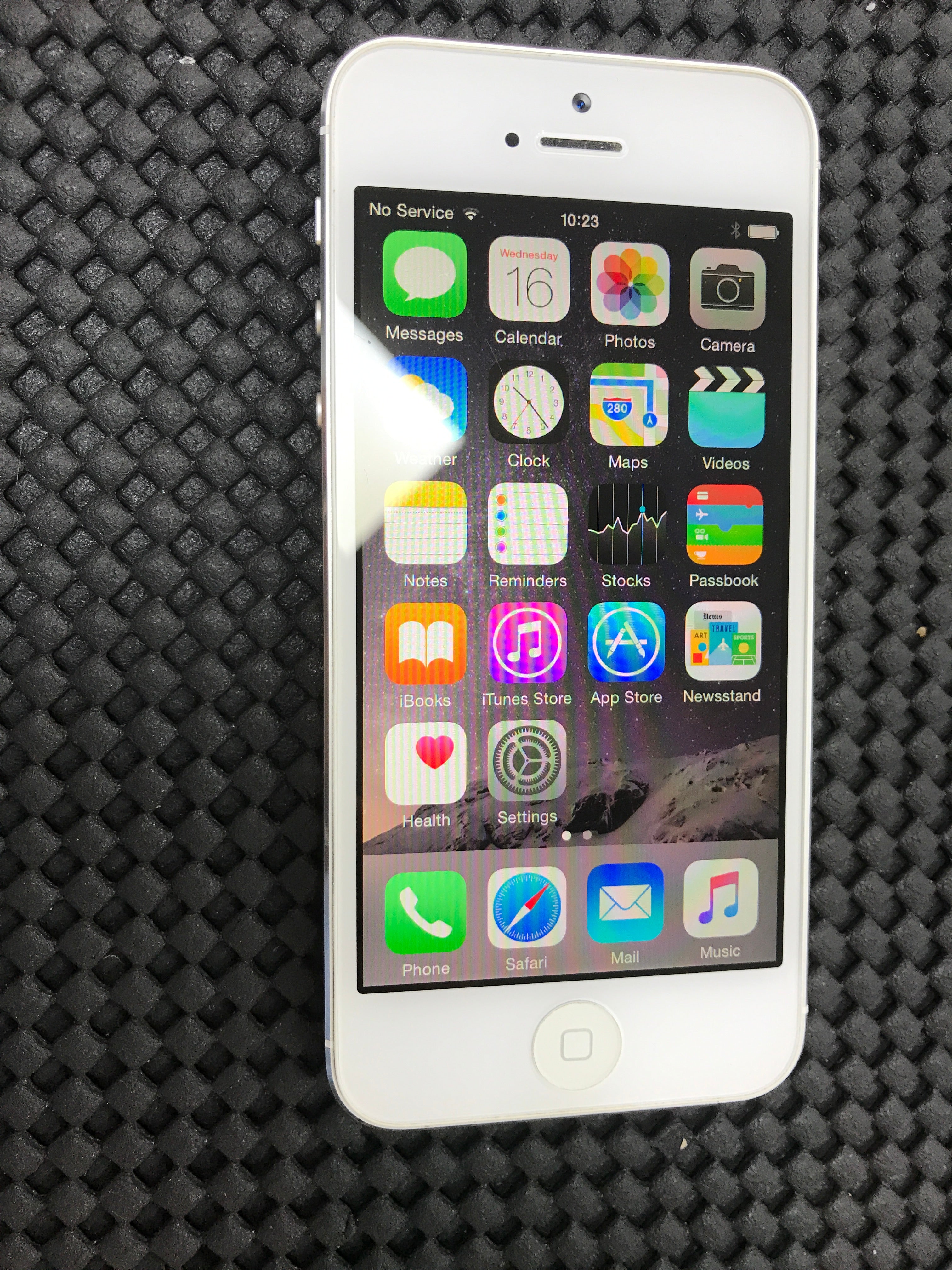 iPhone 5 16GB Unlocked