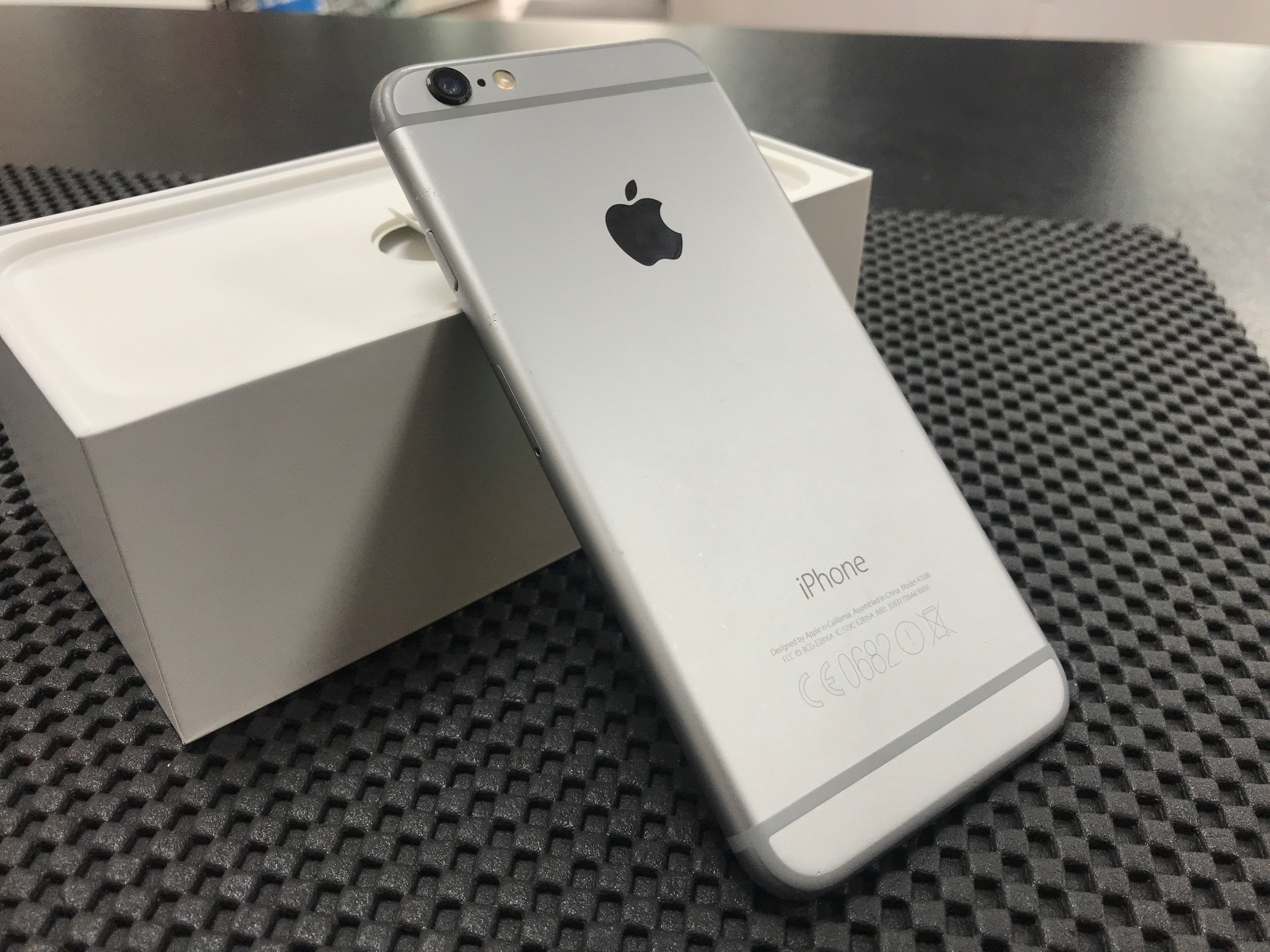 iPhone 6 64GB Grey Unlocked